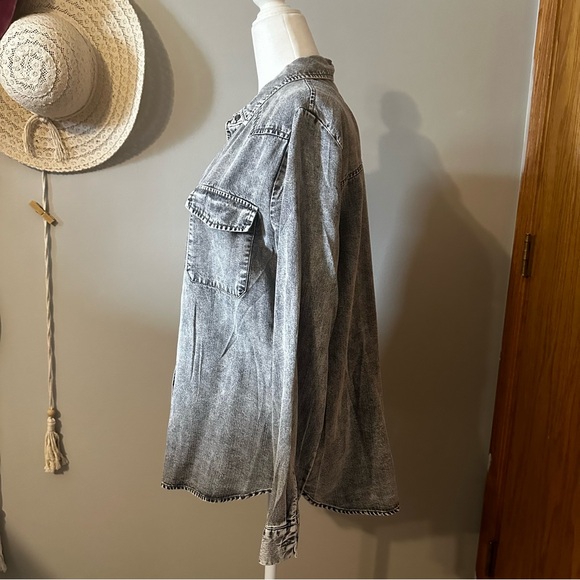 Distressed Gray Long Sleeve Button Down - Picture 4 of 6